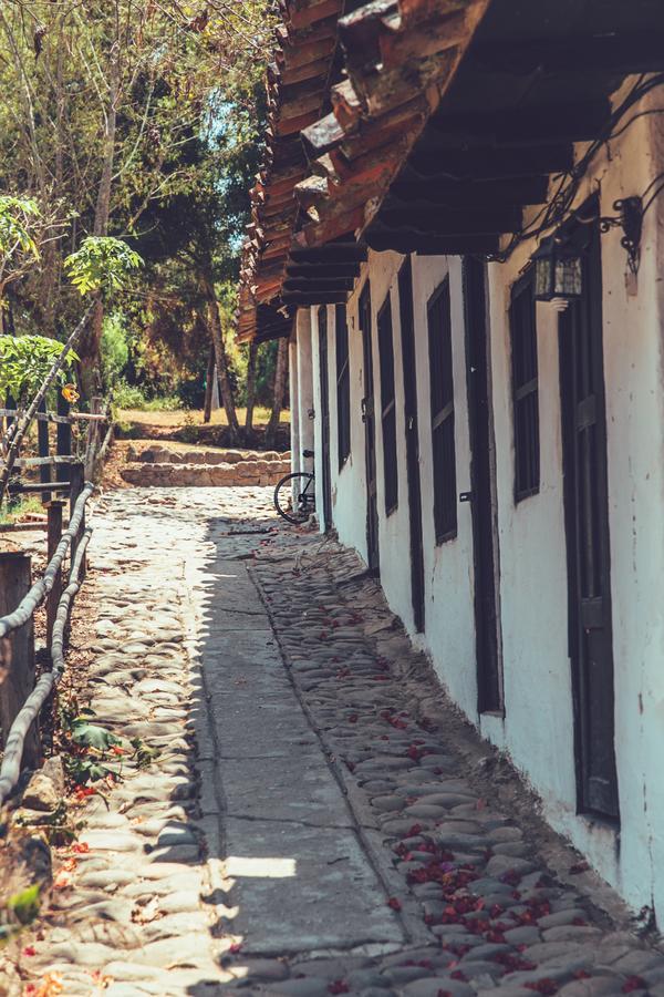 Hotel Hacienda Baza Тибана Экстерьер фото